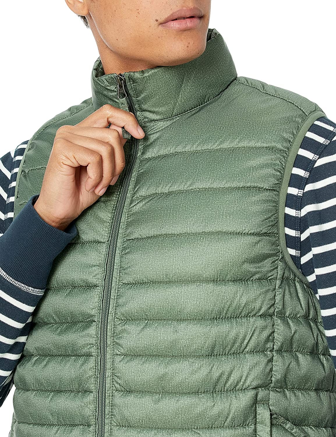 Amazon Essentials Men s Lightweight Water-Resistant Packable Puffer Vest